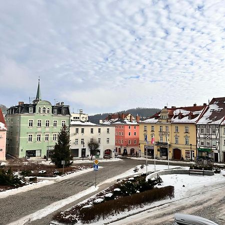 Appartamento Apartament W Rynku - Duszniki- Zdroj Duszniki Zdrój Esterno foto