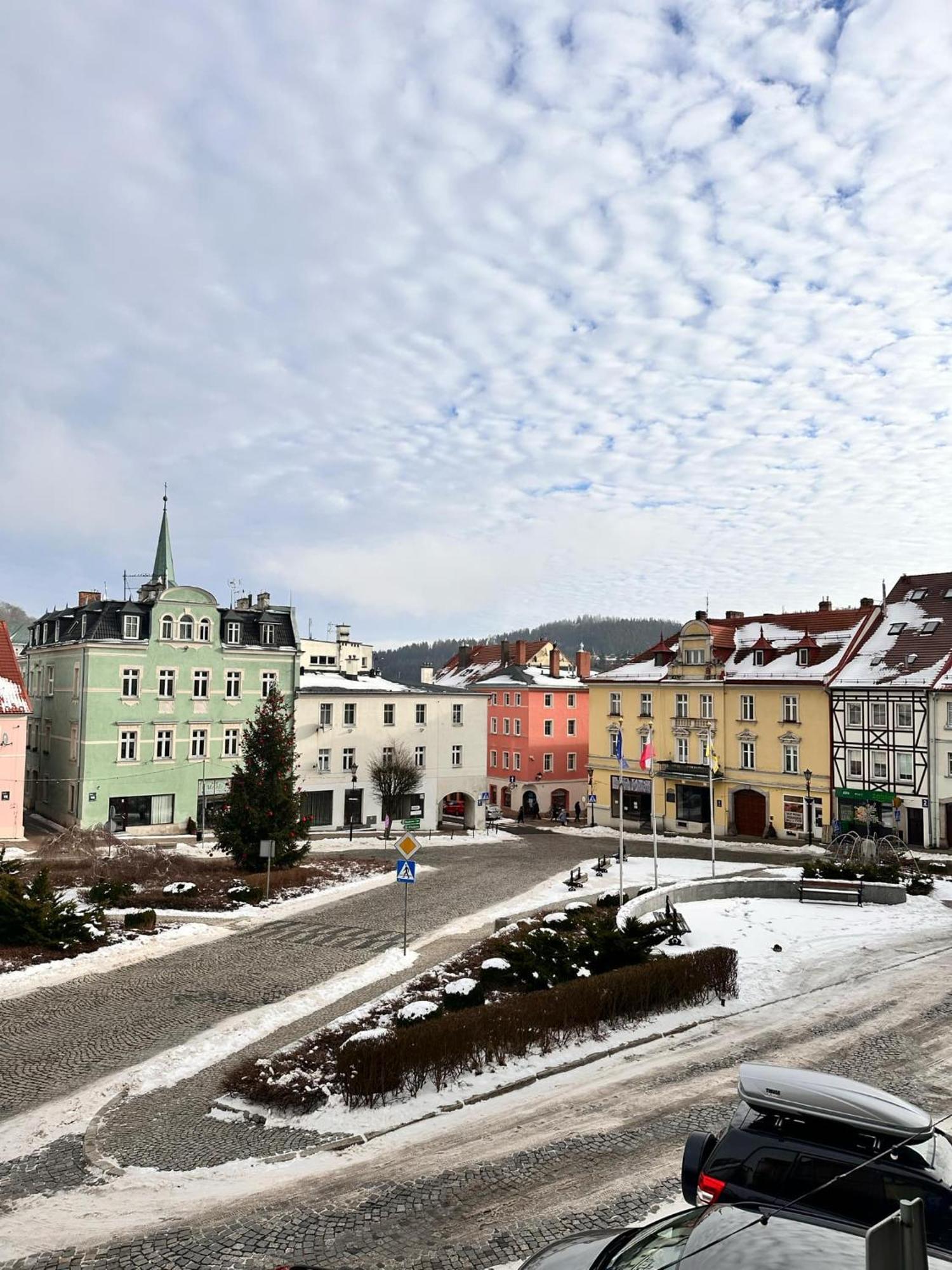 Appartamento Apartament W Rynku - Duszniki- Zdroj Duszniki Zdrój Esterno foto